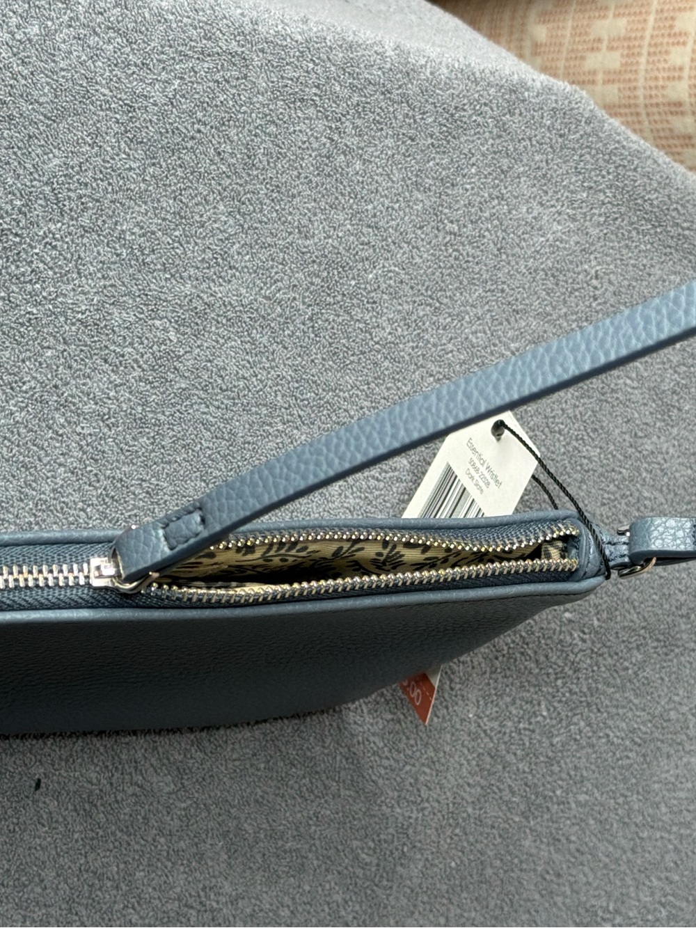 Vera Bradley Dusty Blue Pebbled Leather Wristlet - Picture 6 of 8